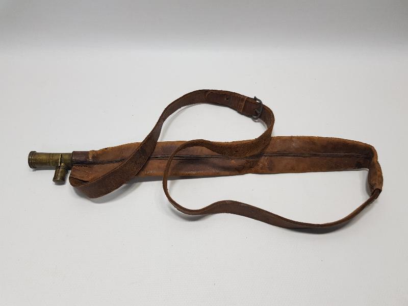 1. DÜNYA SAVAŞI DÖNEMİ NADİR FORMDA DERİ KEMERLİ BARUTLUK