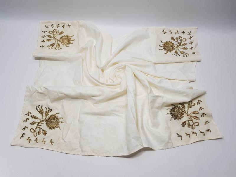 OSMANLI DÖNEMİ ALTIN SIRMA İŞLEMELİ ÖRTÜ