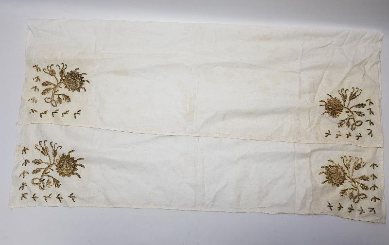 OSMANLI DÖNEMİ ALTIN SIRMA İŞLEMELİ ÖRTÜ