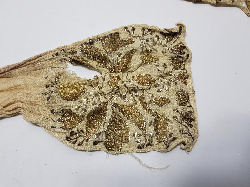 OSMANLI DÖNEMİ ALTIN SIRMA İŞLEMELİ UÇKUR