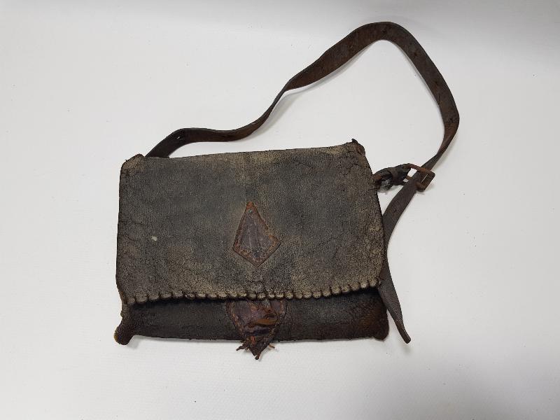 OSMANLI DÖNEMİ DERİ KURAN ÇANTASI 