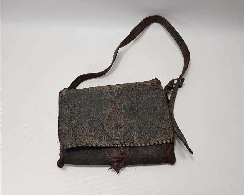 OSMANLI DÖNEMİ DERİ KURAN ÇANTASI 