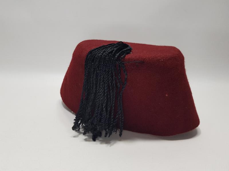 OSMANLI DÖNEMİ PÜSKÜLLÜ MEMUR FESİ