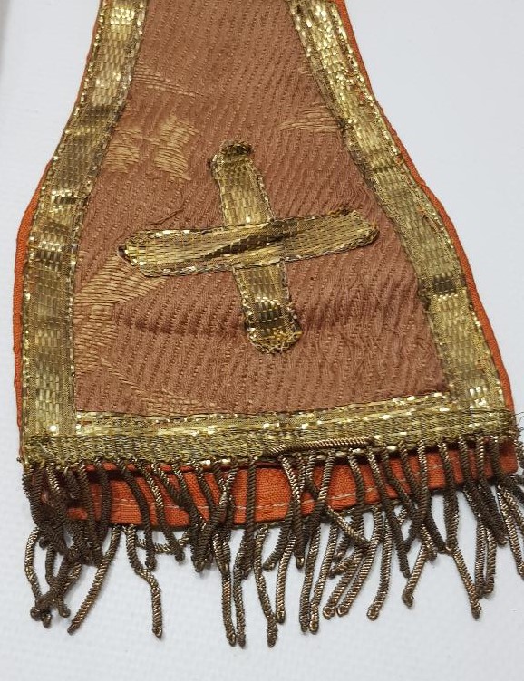 OSMANLI DÖNEMİ RUM İŞİ SIRMA İŞLEMELİ PAPAZ KOLLUKLARI VE DUA KABI