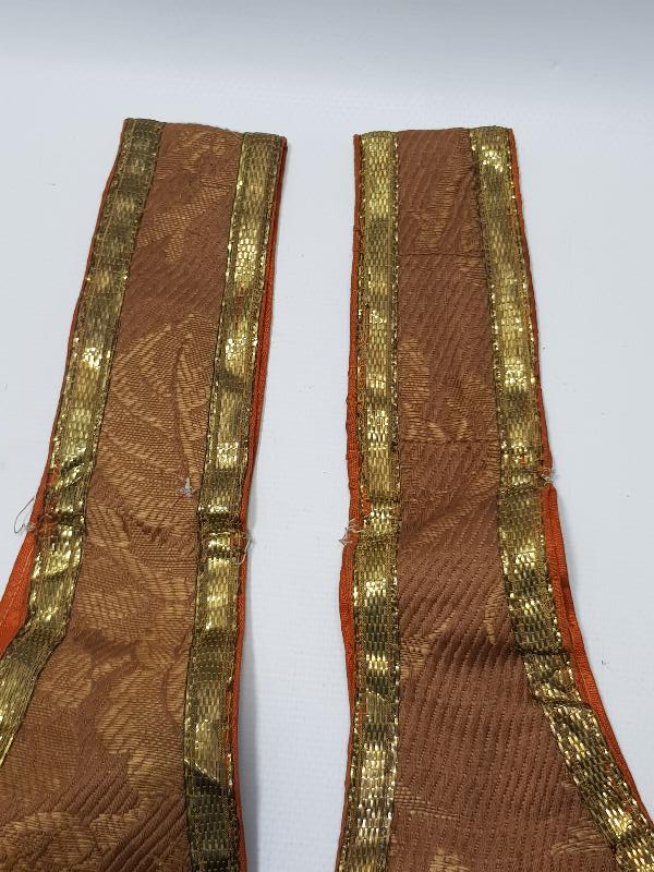 OSMANLI DÖNEMİ RUM İŞİ SIRMA İŞLEMELİ PAPAZ KOLLUKLARI VE DUA KABI