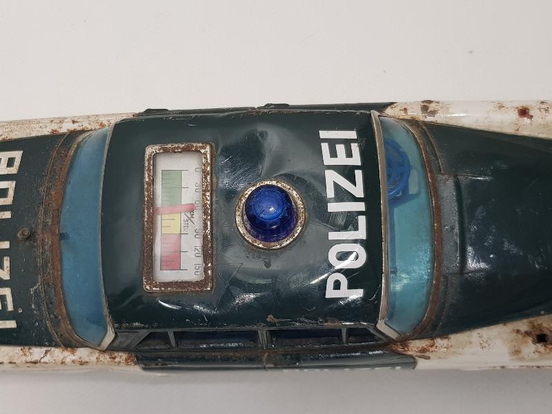 TENEKE OYUNCAK MERCEDES POLİS ARABASI 