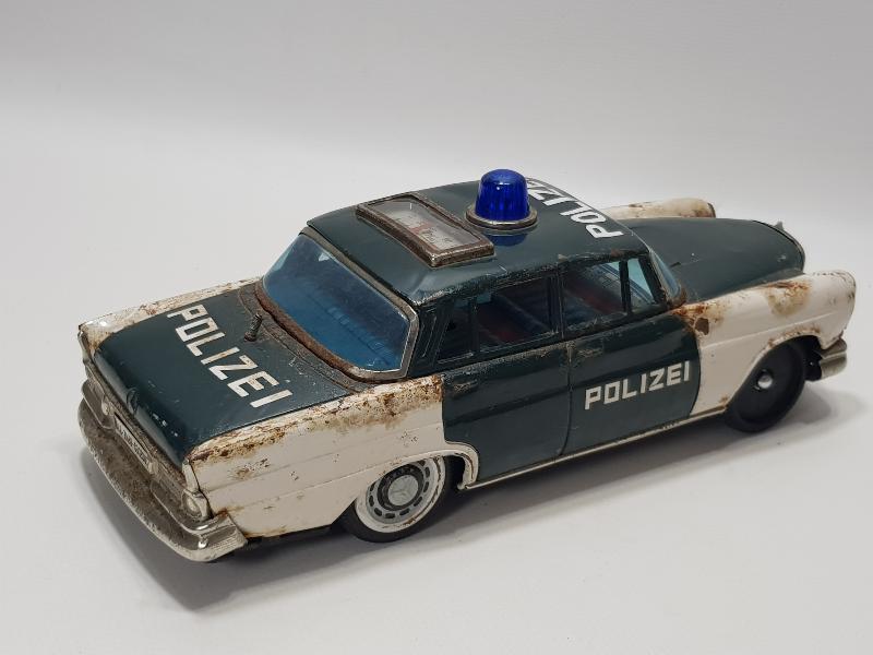 TENEKE OYUNCAK MERCEDES POLİS ARABASI 