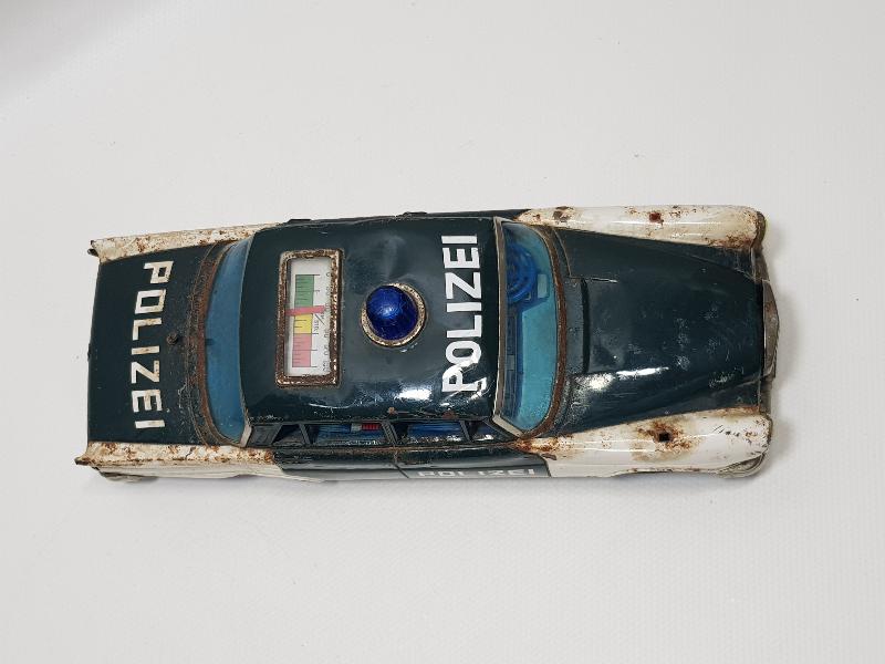 TENEKE OYUNCAK MERCEDES POLİS ARABASI 