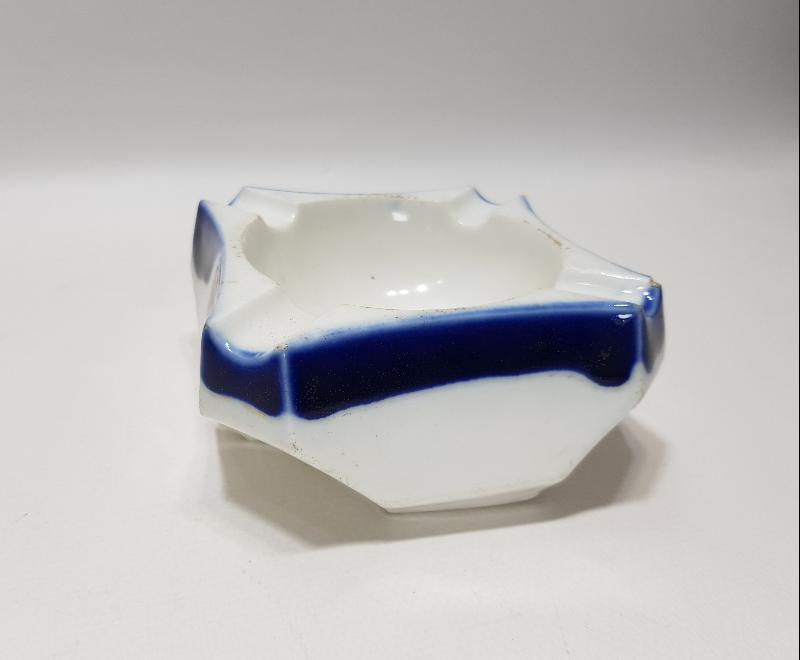 1900'LERDEN NAPOLYON RESİMLİ PORSELEN KÜL TABLASI 