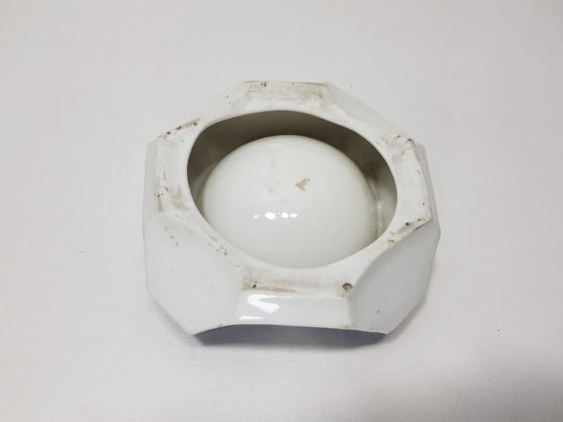 1900'LERDEN NAPOLYON RESİMLİ PORSELEN KÜL TABLASI 