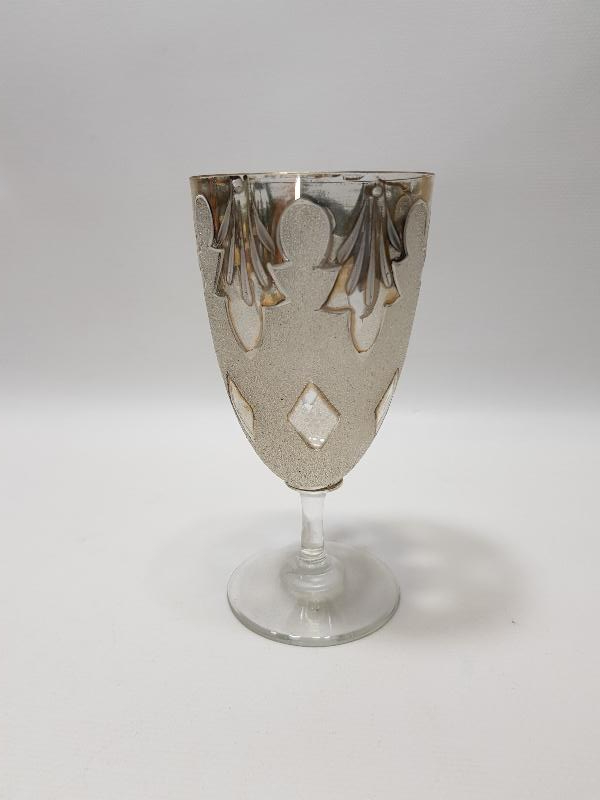 OSMANLI PAZARI İÇİN YAPILMIŞ ALTIN YALDIZLI VE MİNELİ KRİSTAL KADEH