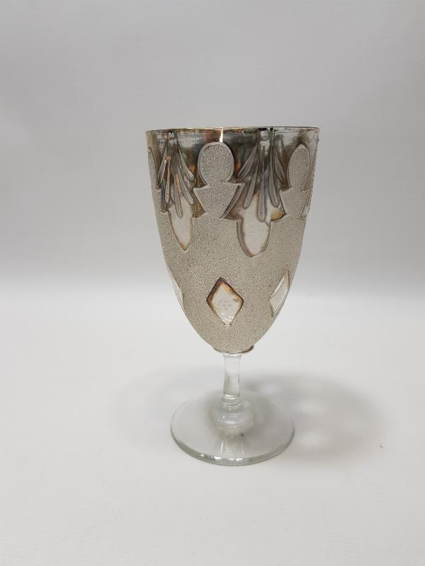 OSMANLI PAZARI İÇİN YAPILMIŞ ALTIN YALDIZLI VE MİNELİ KRİSTAL KADEH