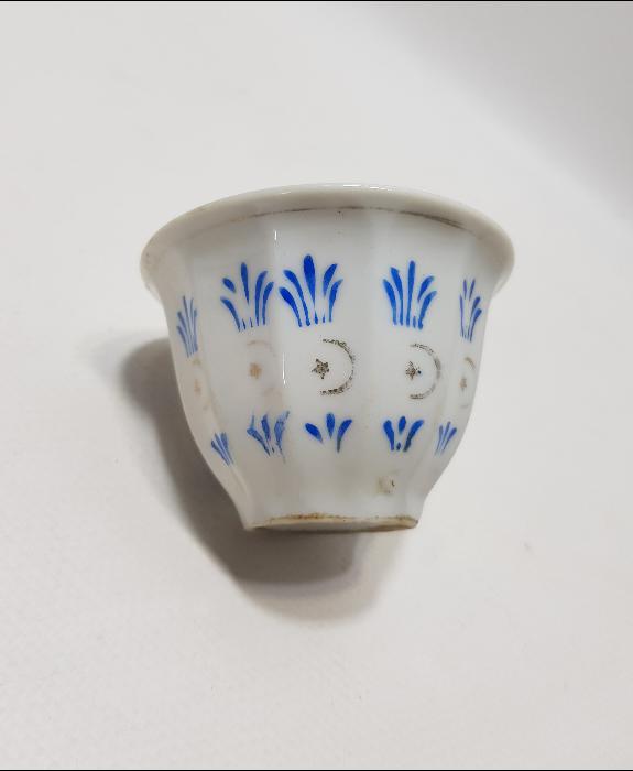 OSMANLI DÖNEMİ AY YILDIZLI PORSELEN KAHVE FİNCANI