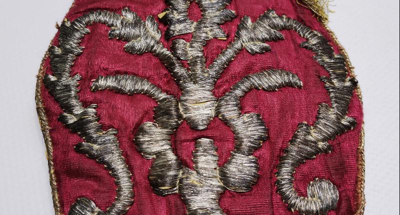 OSMANLI DÖNEMİ BÜYÜK BOY GÜMÜŞ İSIRMA İŞLEMELİ GELİN KESESİ