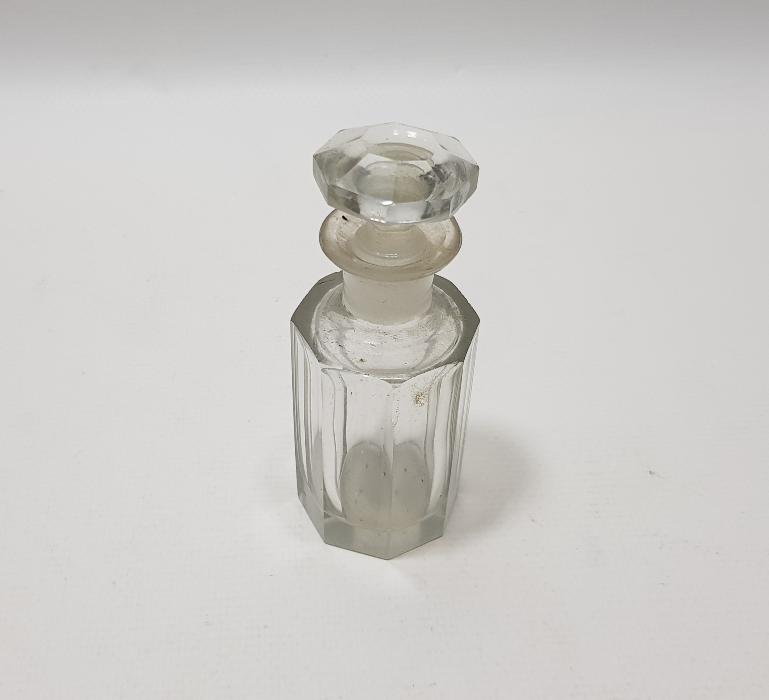 OSMANLI DÖNEMİ KESME KRİSTAL PARFÜM ŞİŞESİ