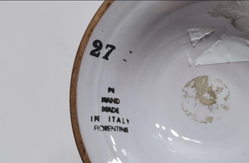 ROMA DÖNEMİ KADINLARI RESİMLİ ALTIN SIVAMA İTALYAN PORSELEN VAZO