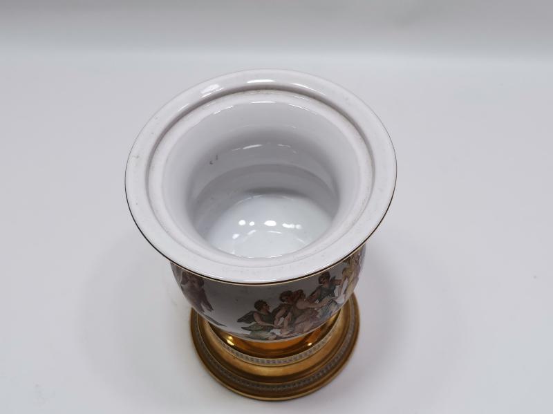 ROMA DÖNEMİ KADINLARI RESİMLİ ALTIN SIVAMA İTALYAN PORSELEN VAZO