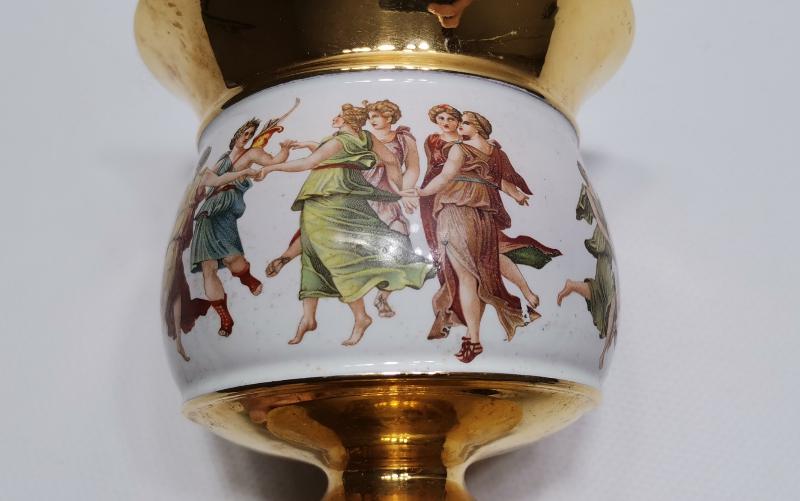 ROMA DÖNEMİ KADINLARI RESİMLİ ALTIN SIVAMA İTALYAN PORSELEN VAZO