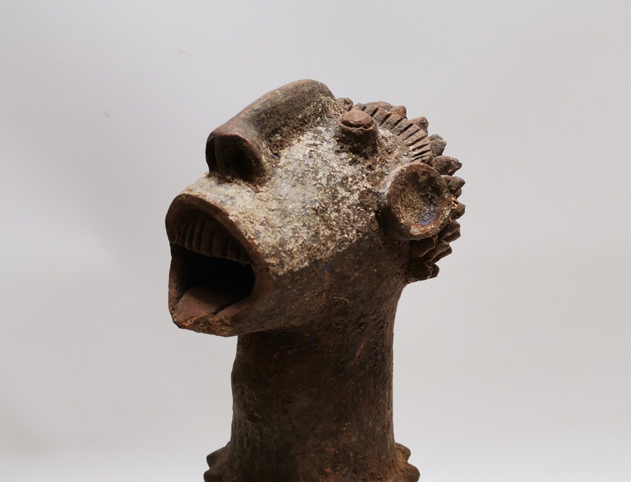 1900 BAŞLARI AFRİKA YAPIMI NADİR TOPRAK TESTİ