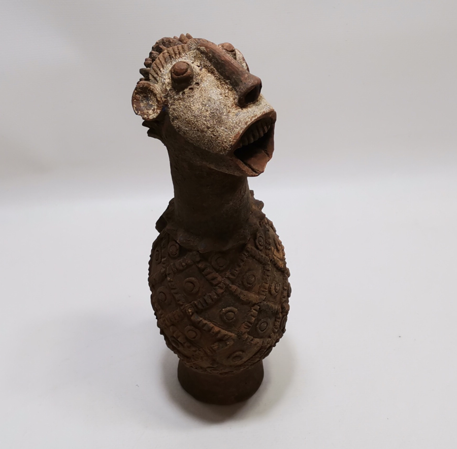 1900 BAŞLARI AFRİKA YAPIMI NADİR TOPRAK TESTİ