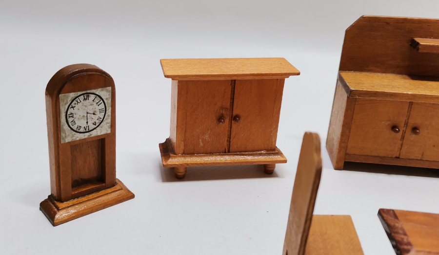 ANTİKA EL YAPIMI AHŞAP ODA TAKIMI MİNYATÜRÜ