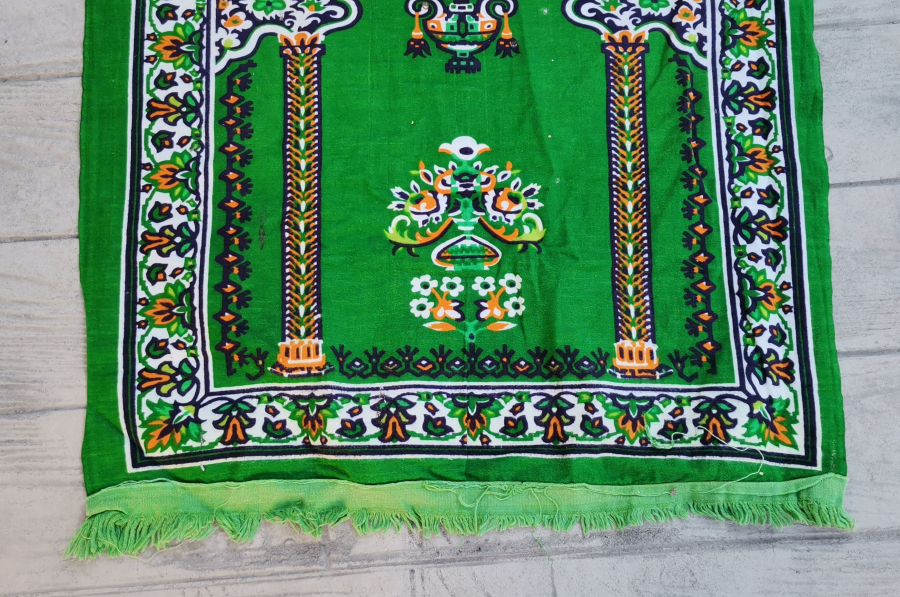 KABE-İ ŞERİF GÖRSELLİ ANTİKA SECCADE