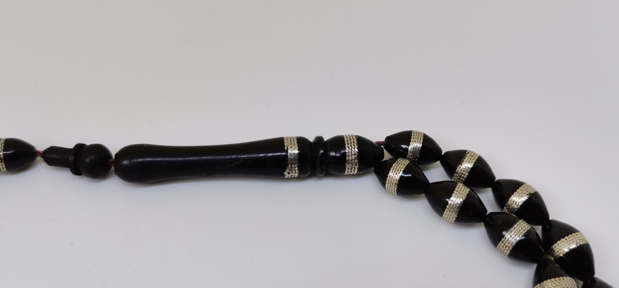 KUKA ÜZERİ SARMA İŞÇİLİKLİ TESPİH