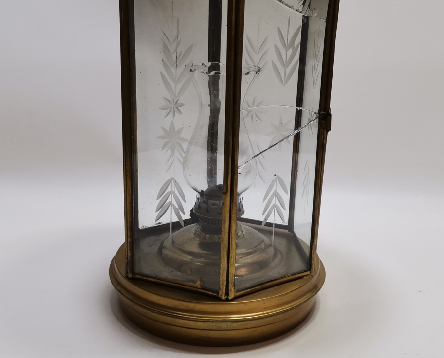 NADİR FORMDA ANTİKA SEYYAR GAZ LAMBASI