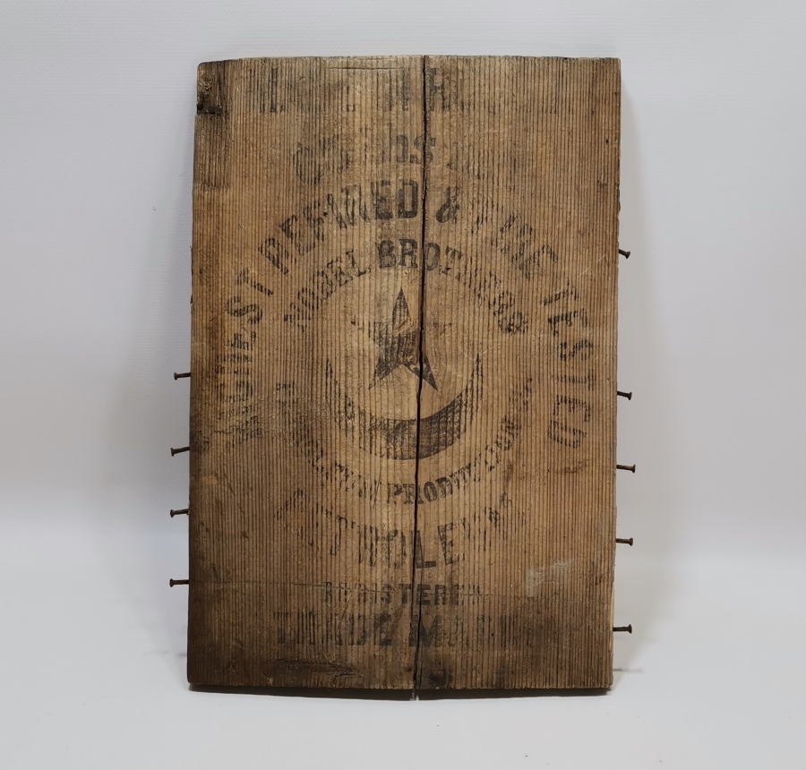 OSMANLI DÖNEMİ AHŞAPTAN MAMUL AY YILDIZLI KASA PARÇASI