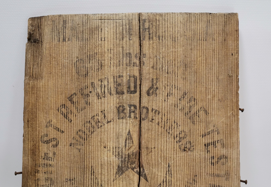 OSMANLI DÖNEMİ AHŞAPTAN MAMUL AY YILDIZLI KASA PARÇASI