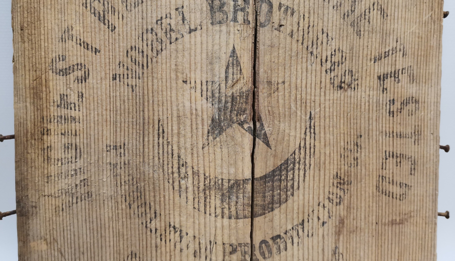 OSMANLI DÖNEMİ AHŞAPTAN MAMUL AY YILDIZLI KASA PARÇASI