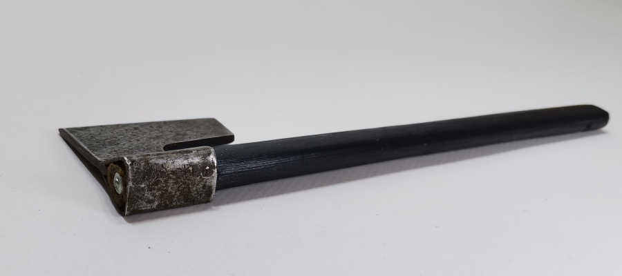 OSMANLI DÖNEMİ BALTA FORMUNDA YAPILMIŞ ŞEKER KIRACAĞI