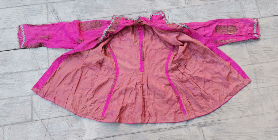 OSMANLI DÖNEMİ HEREKE İŞİ İPEK VE GÜMÜŞ SIRMA İŞÇİLİKLİ GELİN CEKETİ