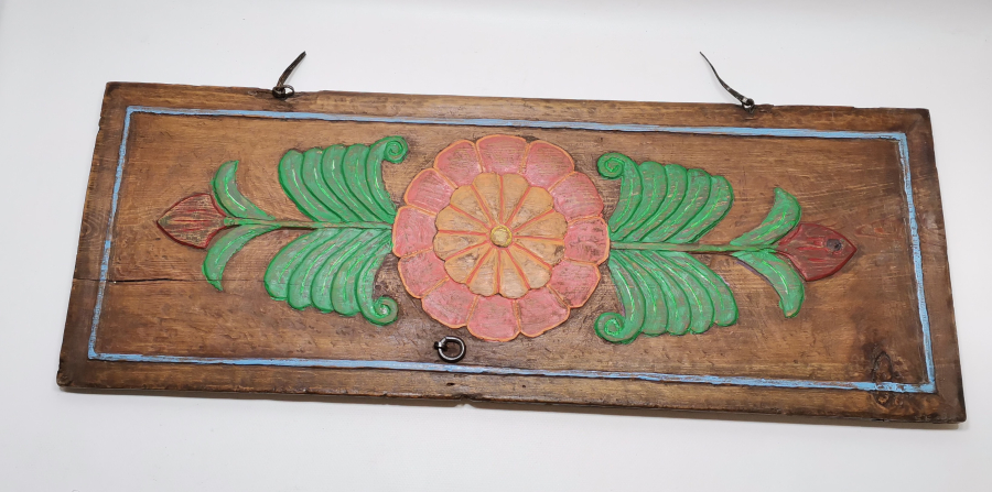 OSMANLI DÖNEMİ TAMAMI EL OYMA İŞÇİLİKLİ AHŞAP DOLAP KAPAĞI