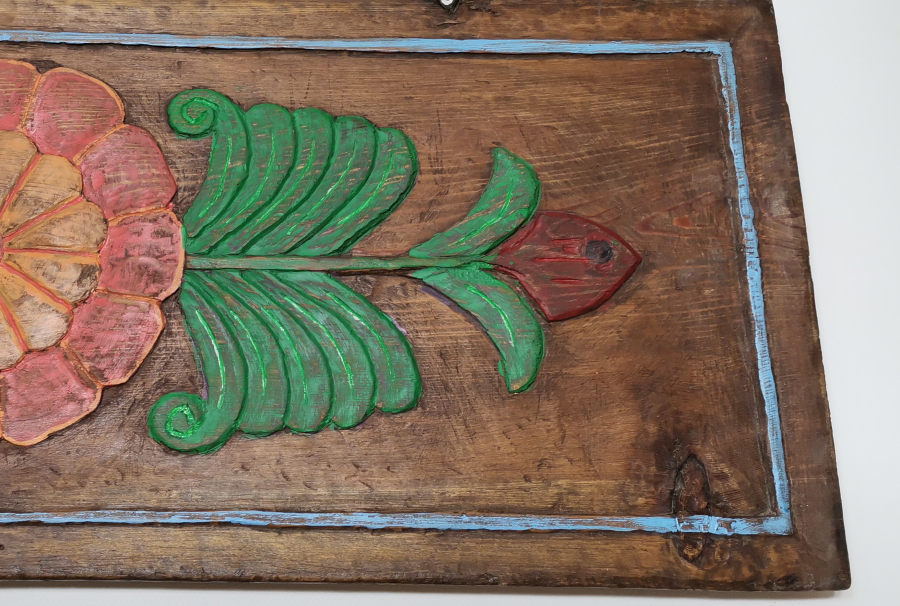 OSMANLI DÖNEMİ TAMAMI EL OYMA İŞÇİLİKLİ AHŞAP DOLAP KAPAĞI