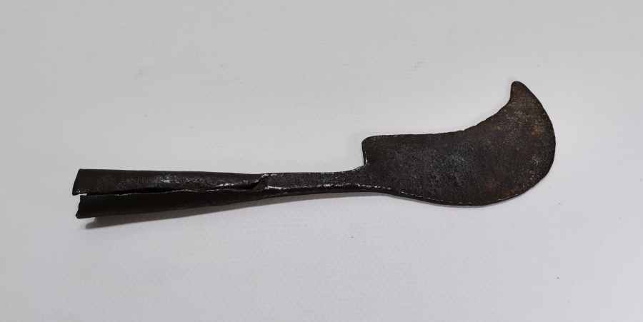 OSMANLI DÖNEMİ TIRPAN FORMUNDA YAPILMIŞ ŞEKER KIRACAĞI