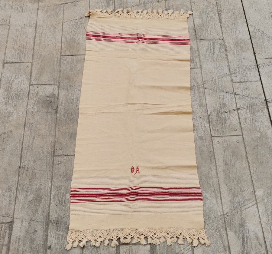 OSMANLI DÖNEMİ ÜZERİNDE RUMCA İNİSİYAL BULUNAN BÜYÜK BOY HAVLU