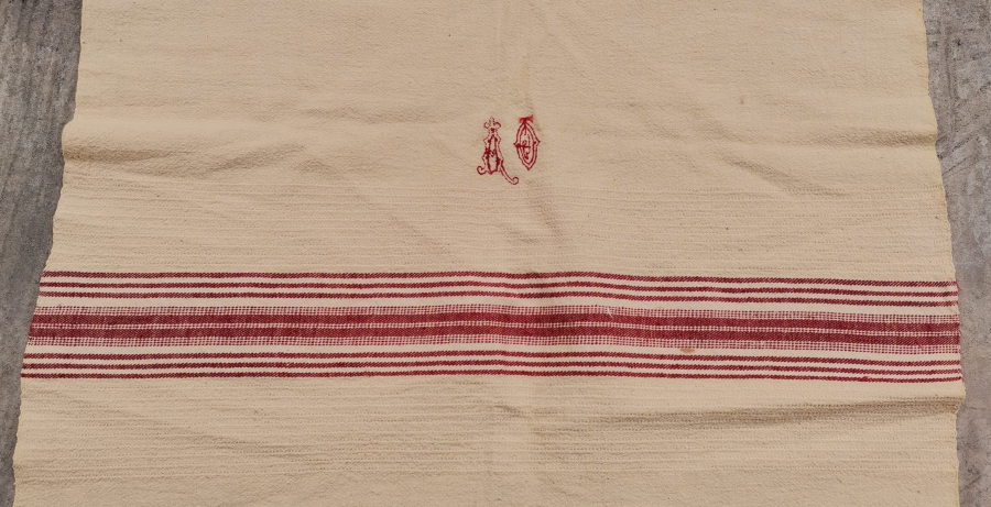 OSMANLI DÖNEMİ ÜZERİNDE RUMCA İNİSİYAL BULUNAN BÜYÜK BOY HAVLU