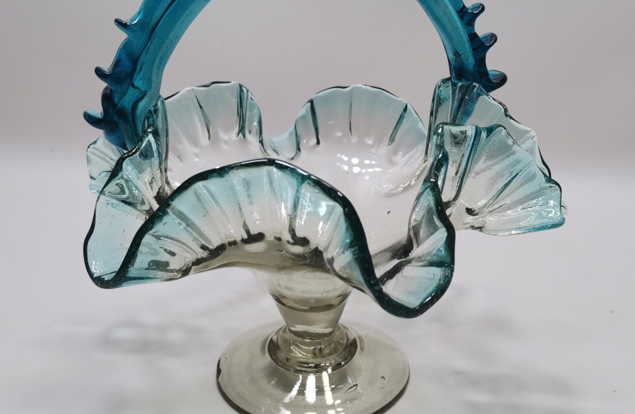 ANTİKA KOPARMA İŞÇİLİKLİ CAM BAYRAM ŞEKERLİĞİ