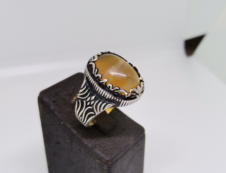 BAL AKİK TAŞLI GÜMÜŞ ERKEK YÜZÜĞÜ