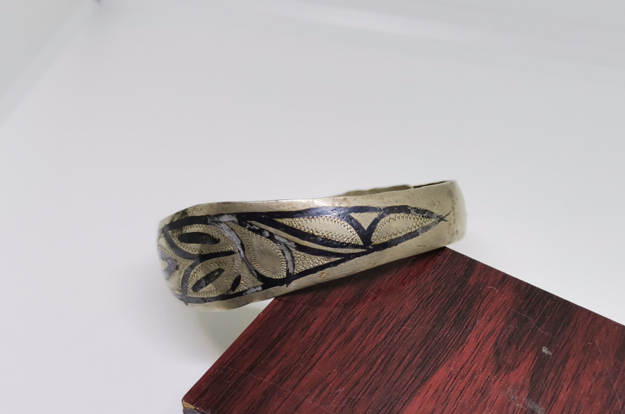 SAVAT İŞÇİLİKLİ ANTİKA GÜMÜŞ BİLEZİK