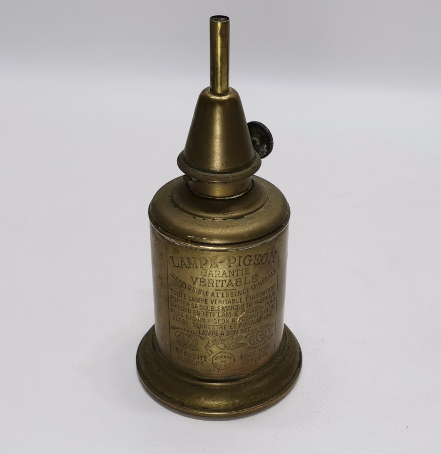 ÜZERİ YAZILI NADİR VAGON LAMBASI