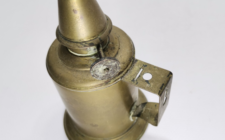 ÜZERİ YAZILI NADİR VAGON LAMBASI