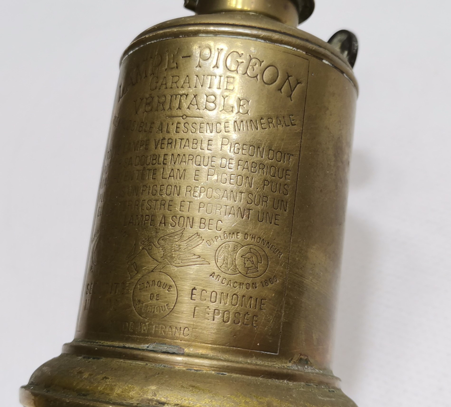 ÜZERİ YAZILI NADİR VAGON LAMBASI