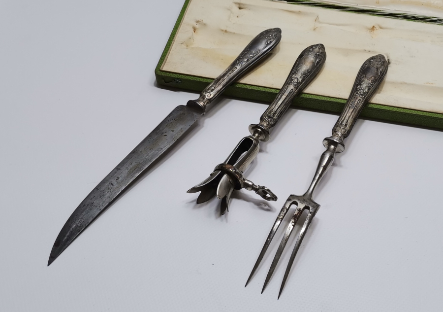 1900 BAŞLARI ORJİNAL KUTUSUNDA BÜYÜK BOY SERVİS ÇATAL BIÇAĞI