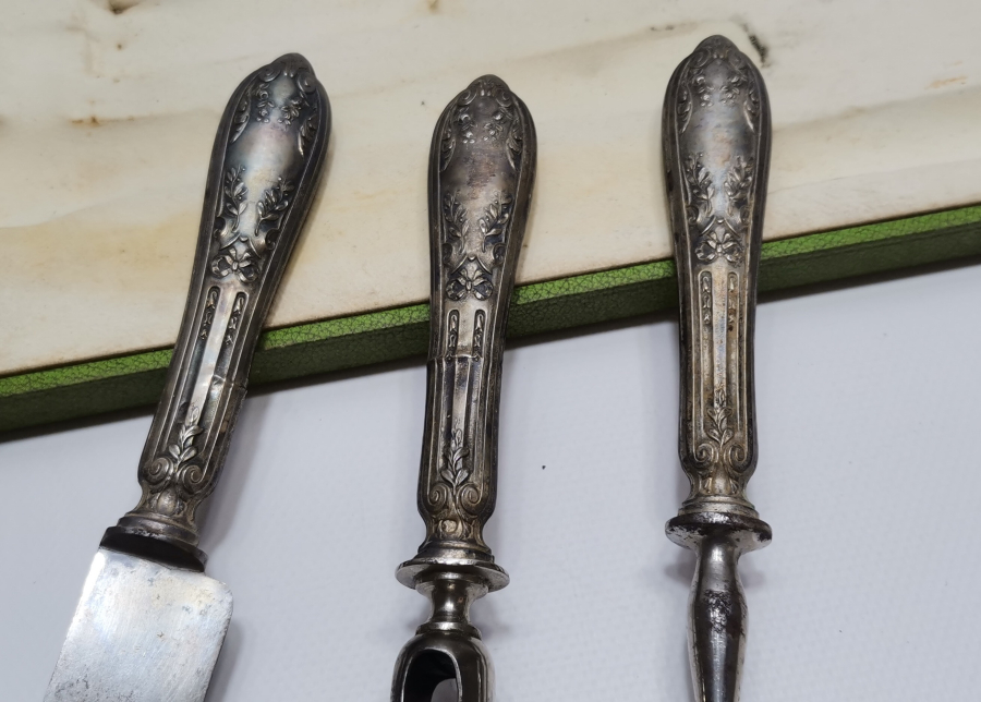 1900 BAŞLARI ORJİNAL KUTUSUNDA BÜYÜK BOY SERVİS ÇATAL BIÇAĞI