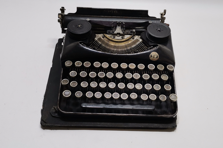 CUMHURİYET BAŞLARI ANTİKA KATİP DAKTİLOSU