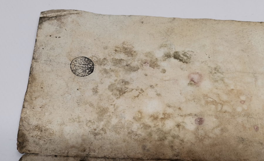 OSMANLI DÖNEMİ DİVANİ HAT İLE YAZILMIŞ AHARLI KAĞIT KADI BUYRUĞU