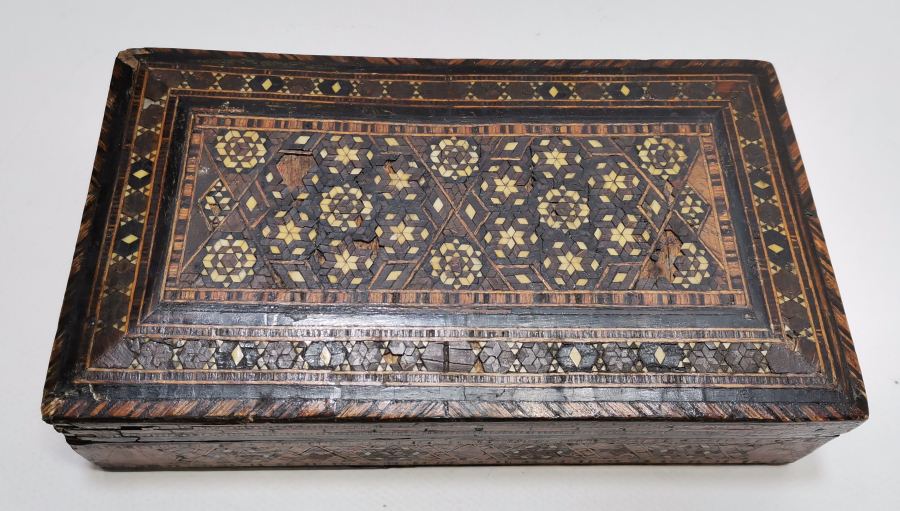 OSMANLI DÖNEMİ MARKÜTERİ İŞÇİLİKLİ ÖZEL YAPIM SİLAH KUTUSU