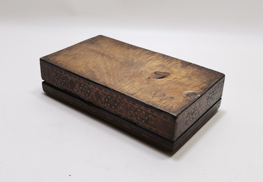 OSMANLI DÖNEMİ MARKÜTERİ İŞÇİLİKLİ ÖZEL YAPIM SİLAH KUTUSU